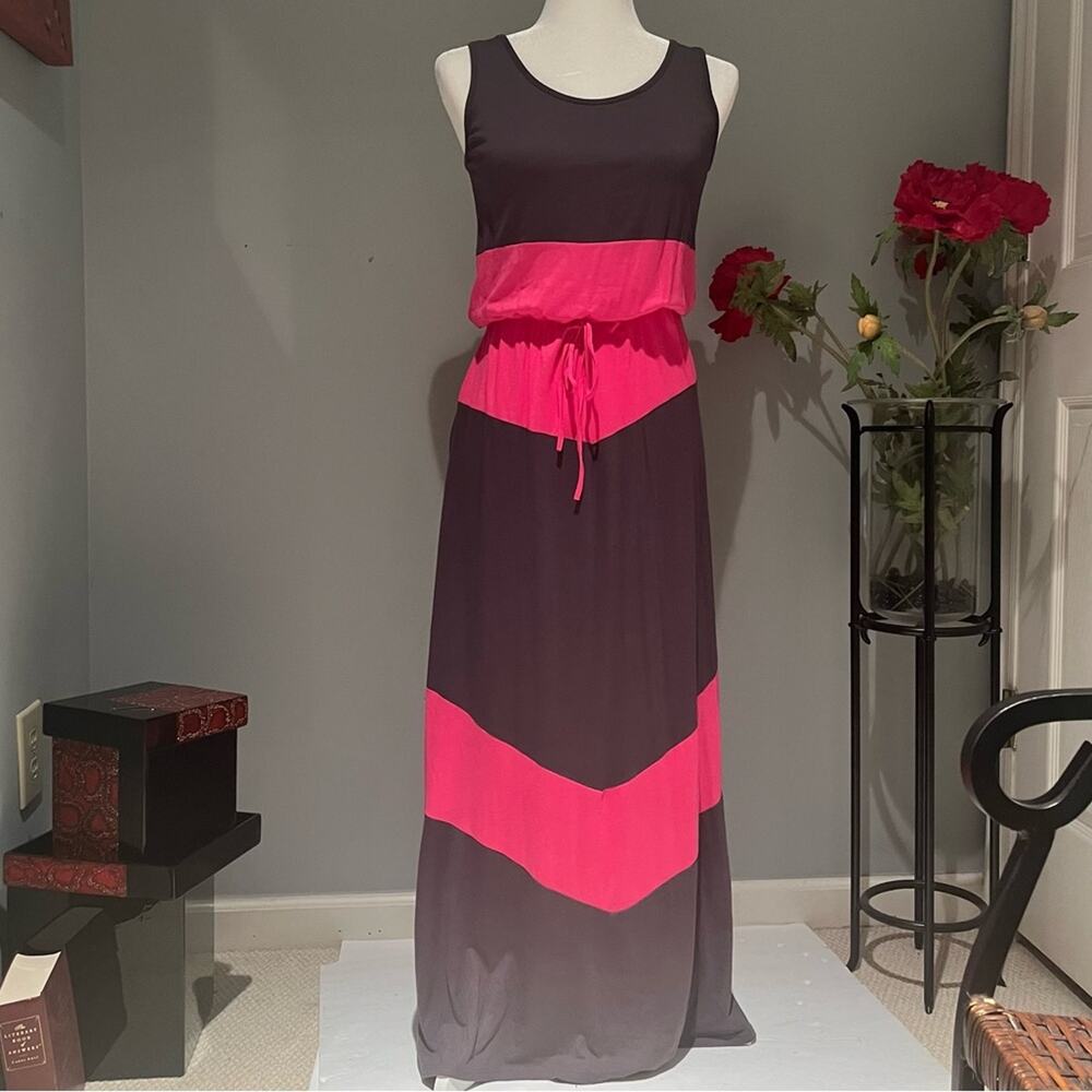 NEW The Hanger Colorblock Striped Tie Waist Stretch Maxi Dress Gray Pin…